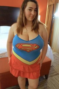 Supergirl Cosplayer Melody Is Hot
