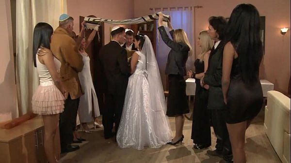 Rattling Wedding ceremony