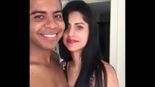Punjabi Lady Sucks Dick